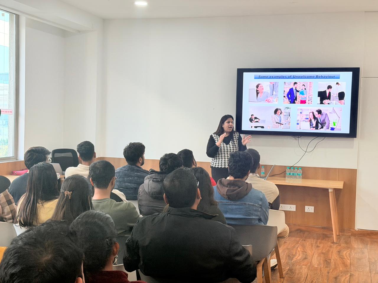 virtual-workshop-in-school